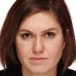 Portrait head-shot of Dr Tugba Basaran