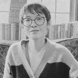Portrait head-shot of Dr Xin Peng